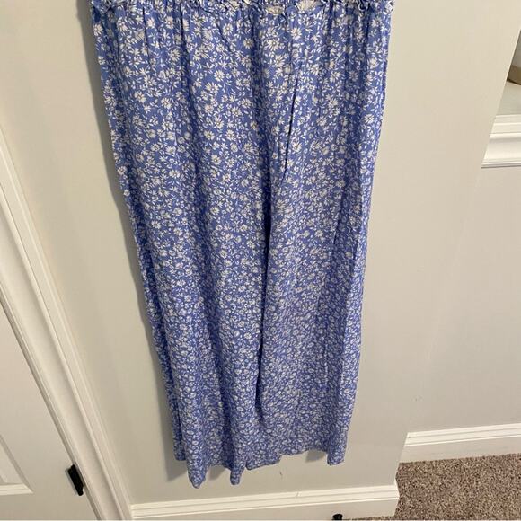 Intermix Blue White Floral Smocked Jumpsuit 4 - Picture 7 of 12